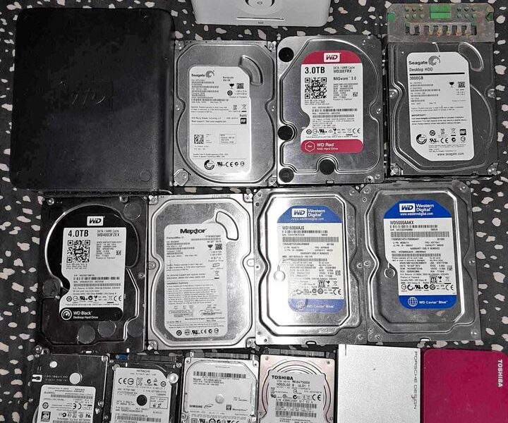 Bulk Lot Of HDDS, 3TB, 4TB, 3.5 Inch, 2.5 Inch Mixed Lot In Good Condition.