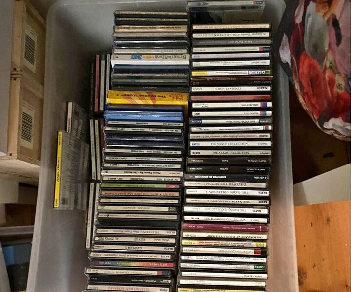 400+ CDs, Mix Of Genres, Can Seperate Or Sold As Whole Lot.